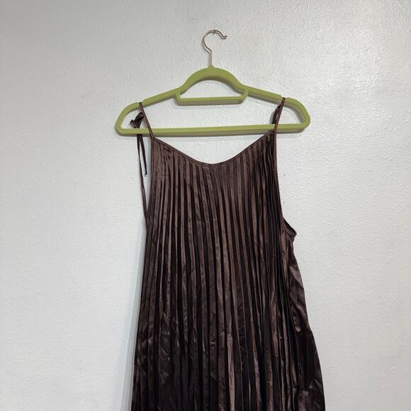 Annabelle Brown Satin Pleated Midi Dress Sz L NWT - Picture 7 of 10